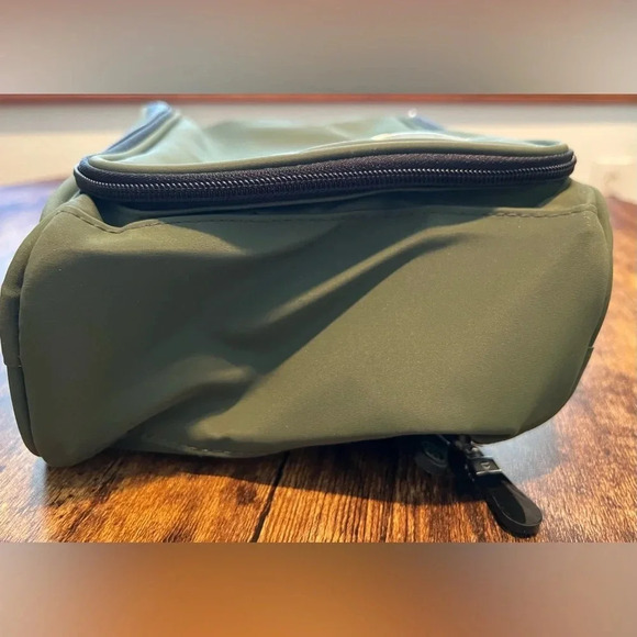 Everything Bag | travel bag. - Picture 3 of 16